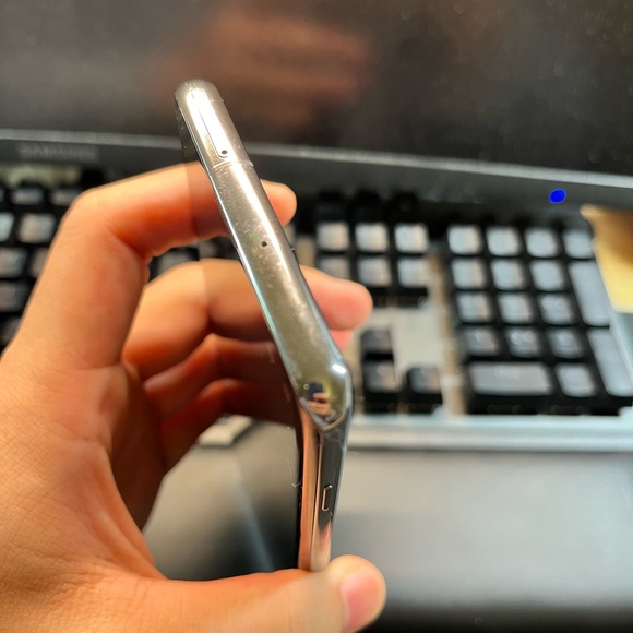 Samsung s10+ 512gb - Picture 3 of 6